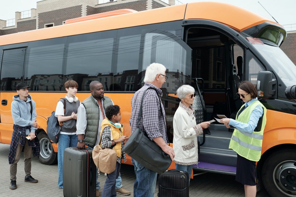 Employee Shuttle Service - Asiyah Town Car